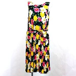 T Tahari floral print pleated sleeveless dress
